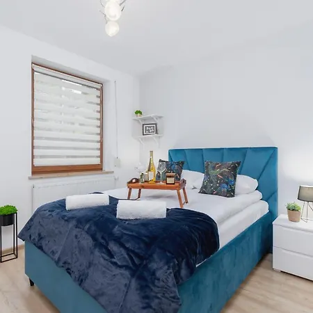 Bunscha Debniki Cracow By Renters Cracovia